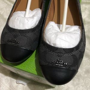 Coach Grey n Black Flat Comfy Shoes Size 6.5